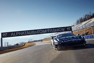 Nick Cassidy beim DTM Test am Red Bull Ring mit dem neuen Red Bull AlphaTauri AF Corse-Boliden für die Saison 2022.