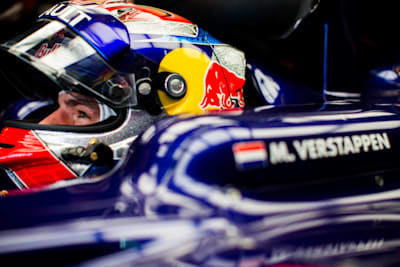 Max Verstappen w barwach Toro Rosso w Malezji
