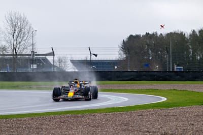 Le Rocket Drone garde le rythme pendant un tour entier, une première non seulement dans la technologie des drones, mais aussi dans l'histoire de la F1.