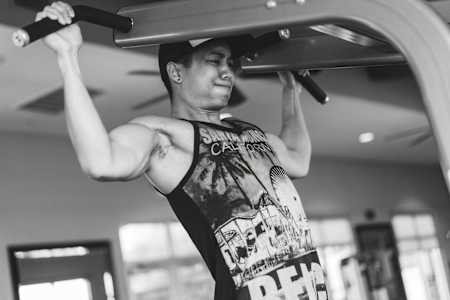 Klimmzüge sind noch nicht Teil deines Trainings? Zeit wird's!