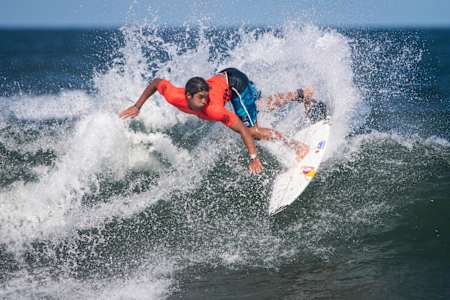 Japans Kanoa Igarashi ist bereits jetzt einer der besten Surfer der Welt.