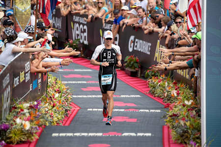 Matt Trautman acaba el Campeonato del Mundo de IRONMAN 2019.