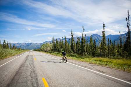 Michael Strasser am Alaska Highway