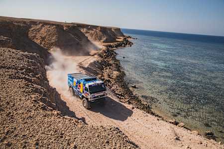I KAMAZ continuano a dominare la classifica
