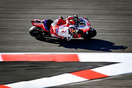 Johann Zarco durante la carrera de MotoGP™ en el Gran Premio del Algarve, el 7 de noviembre de 2021.