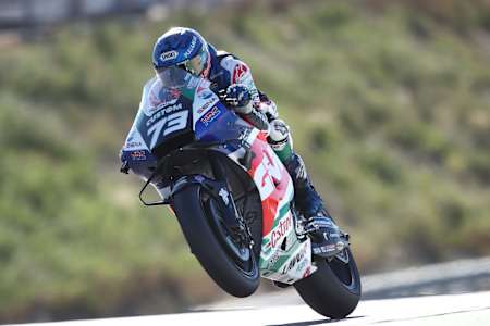 Álex Márquez durante la carrera de MotoGP™ en el Gran Premio del Algarve, el 7 de noviembre de 2021.