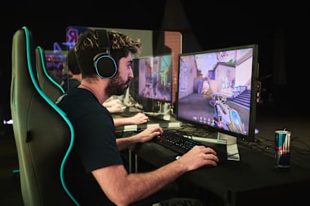 A player competes in Red Bull Campus Clutch