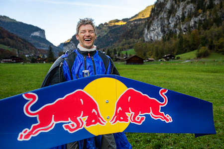 Pure Emotion bei Peter Salzmann nach der Landung 