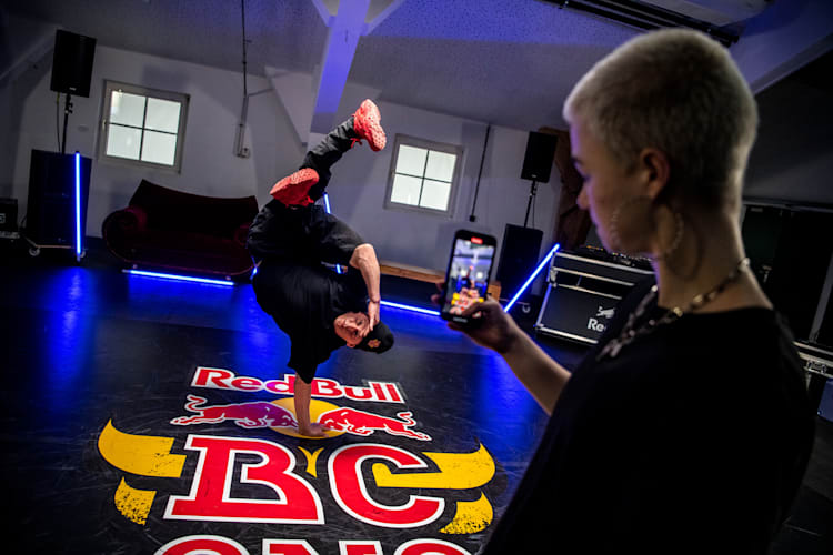 Red Bull Bc One B Boy And B Girl Competition - torneio de brawl stars da red bull