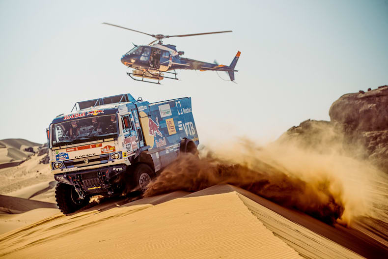 Dakar Rally 2021 Stage 2 Report Photos And Highlights