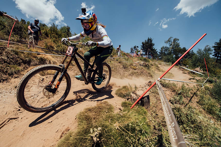 rachel atherton bike