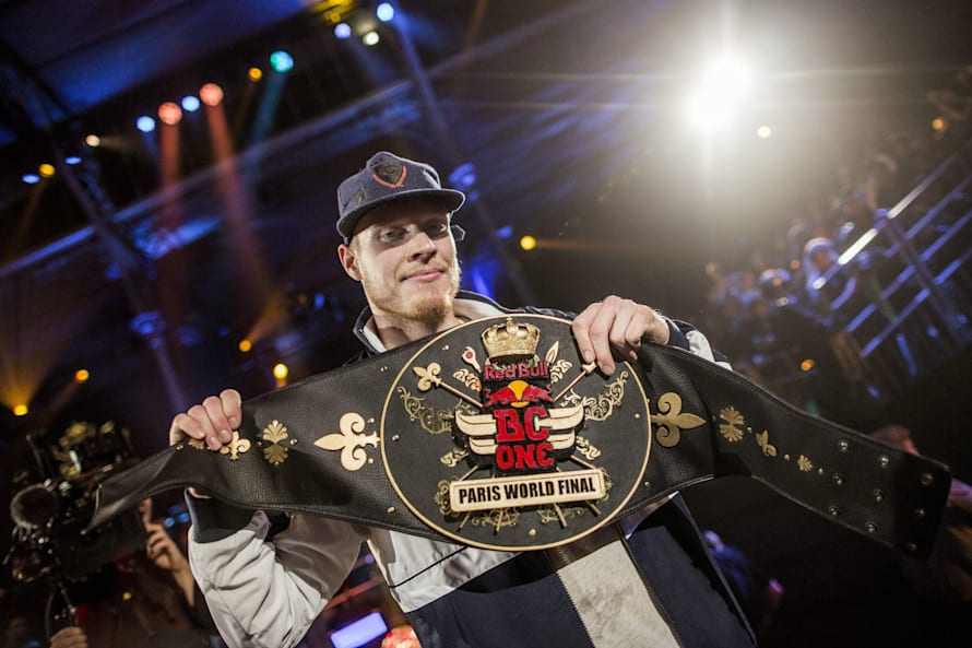 Menno (Holanda), campeão do Red Bull BC One 2014 em Paris