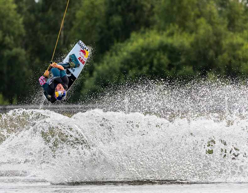 Wakeboarding Red Bull