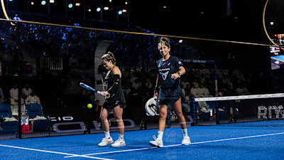 Beatriz González competes during the Premier Padel Riyadh Season P1 quarter finals in Saudi Arabia, 2026.