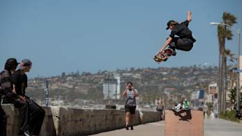 Wes Kremer doing a frontside 360 indy in San Diego, USA on April 12, 2022.