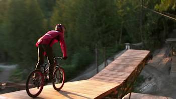 AP-1M5XYDMCS2111-featureMedia