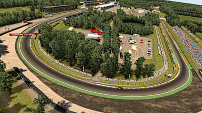 De legendarische bocht werd hernoemd als eerbetoon aan overleden coureur Michele Alboreto.