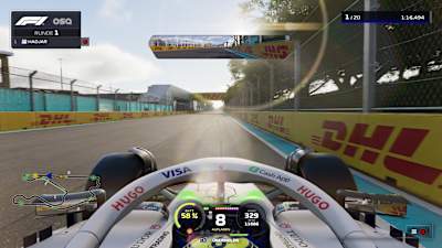 Screenshot aus F1 25 zeigt den Racing Bulls VCARB 02 von Isack Hadjar in Miami.
