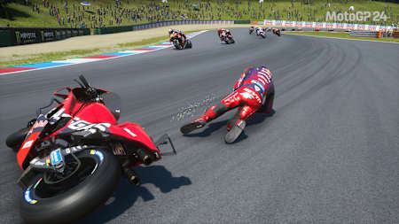 Screenshot aus MotoGP 24 zeigt einen Crash von Augusto Fernández in Brno.