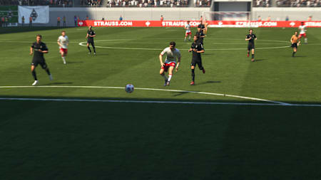 Christoph Baumgartner von RB Leipzig bei einem Schuss in FC 26.