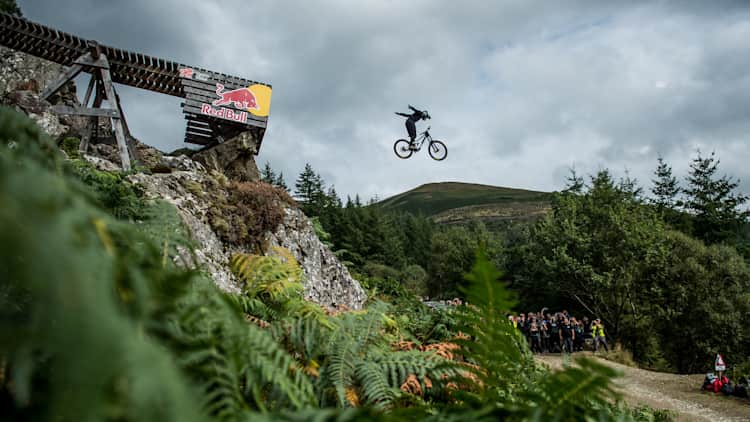 Red bull hardline course online