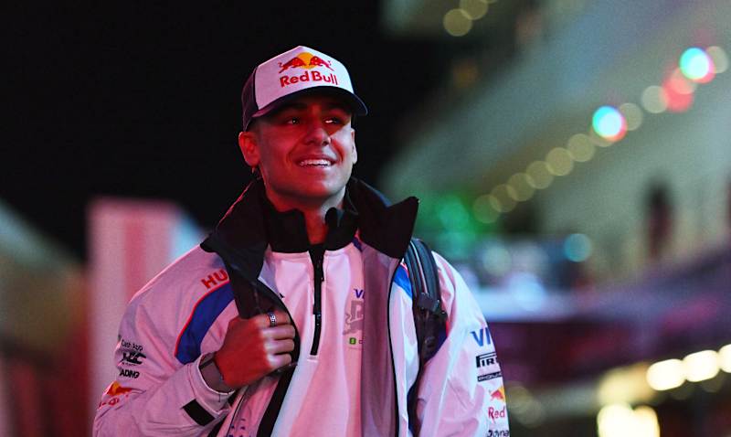 レア　パイレックス フレンドシップ レッドフラワープレート　27センチ レア パイレックス フレンドシップ レッドフラワープレート 27センチ