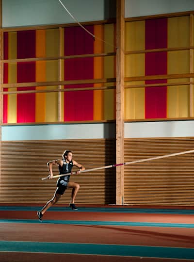Mondo Duplantis Behind The Jump