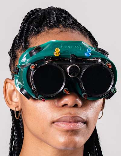 X-Ray-Glasses transform every doctor into a superhero.