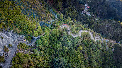 Un competidor en acción durante el Red Bull Devotos de Monserrate en Bogotá, Colombia, el 16 de febrero de 2019.
