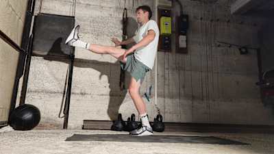 Look to control the speed – go up and down as fast as possible or up and down as slow as possible.