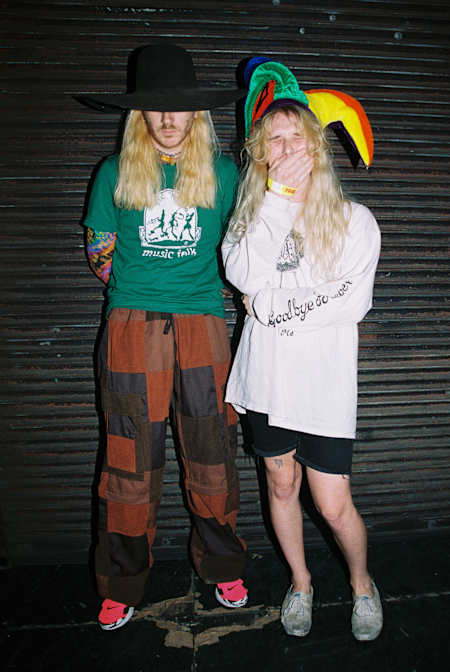 Dylan Brady (l) and Laura Les of 100 gecs.