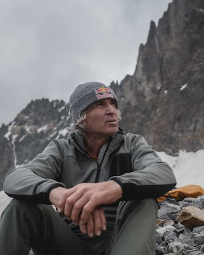 Kletter-Profi Stefan Glowacz während einer Expedition im Iran.