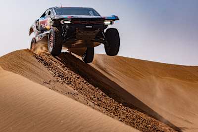 Mattias Ekstrom e Emil Bergkvist, da equipe Ford M-Sport, durante a Etapa 8 do Dakar 2025, em 12 de janeiro de 2025, entre Al Duwadimi e Riyadh, na Arábia Saudita 