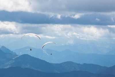 Aaron Durogati durante el Red Bull X-Alps en Goldeck, Austria, el 4 de julio de 2017.