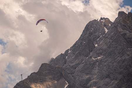Chrigel Maurer (SUI1) erreichte Turnpoint 5, Lermoos in der Tiroler Zugspitz Arena als Erster.