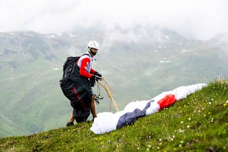 Bei diesen ungünstigen Wetterbedingungen sind lange Flüge selten.