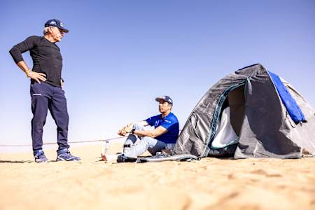 Carlos Sainz y Nani Roma durante la Etapa 9 del Dakar 2026 el 13 de enero de 2026 entre Wadi ad-Dawasir y el Refugio Vivac, Arabia Saudita