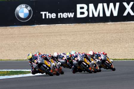Dylan Mavin racing in Jerez 2009