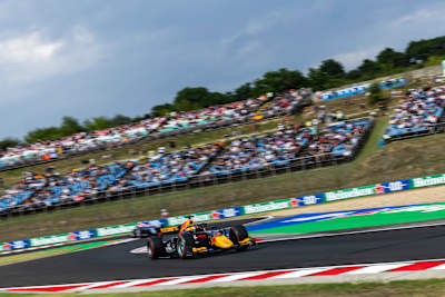 Zane Maloney durante la décima ronda del Campeonato de Fórmula 2 de la FIA en Hungaroring, el 21 de julio de 2023. 