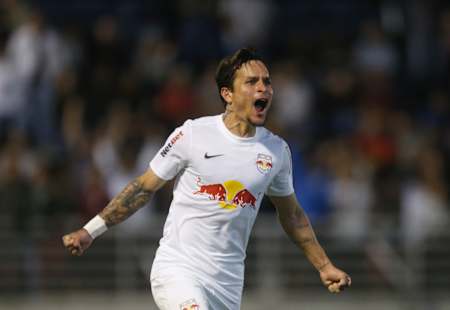 An image of Artur Victor Guimaraes playing for Red Bull Bragantino.