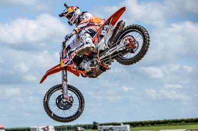 Best beginner motocross bikes – KTM 250 SX-F