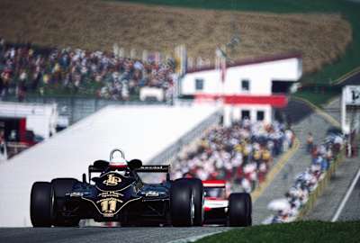 Grand Prix d'Autriche de Formule 1 : Le pilote de F1 Elio de Angelis l'emporte avec Lotus en 1982.