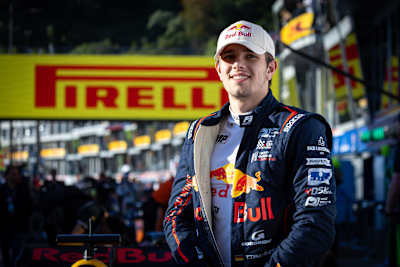 Tim Tramnitz #17 MP Motorsport počas 4. kola šampionátu FIA Formula 3 na okruhu Monaco v Monte Carle 22. - 25. mája 2025.