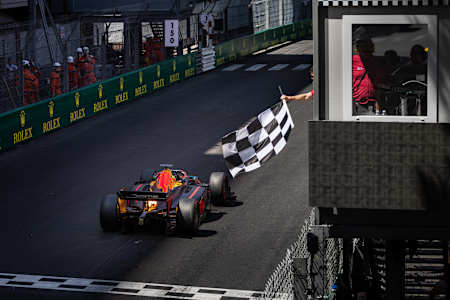 Ayumu Iwasa #11 (Dams) crossing the line for the F2 victory in Monaco 2023