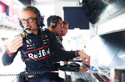 Laurent Mekies, jefe de equipo de Oracle Red Bull Racing, durante los entrenamientos previos al Gran Premio de Bélgica de F1 en el Circuito de Spa-Francorchamps el 25 de julio de 2025 en Spa, Bélgica.