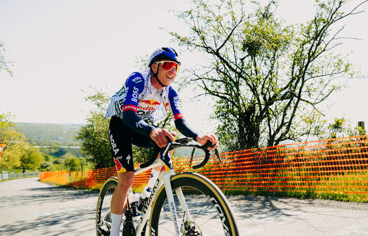Red Bull – BORA – hansgrohe