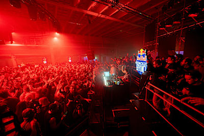 Jennifer Loveless and DJ Tennis bring electrifying energy to Red Bull Back2Beyond 2026 in Stockholm, Sweden, with a packed crowd and vibrant lighting amplifying the party atmosphere