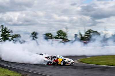 Conor Shanahan tritt während Runde 4 der Drift Masters in Kildare, Irland am 29. Juni 2025 auf