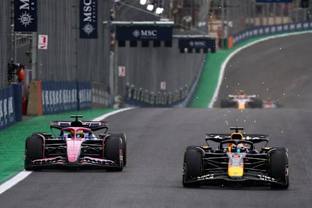 Max Verstappen i Pierre Gasly podczas GP w Brazylii w 2025 roku