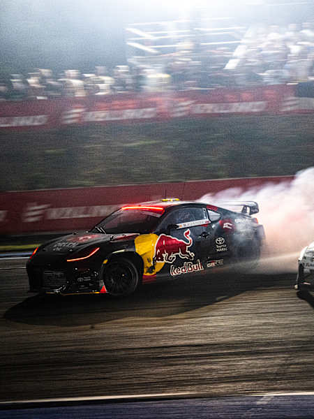 În 2024, Jakub Przygoński și Conor Shanahan fac drifturi cu mașinile Red Bull la evenimentul Drift Masters din Ungaria.